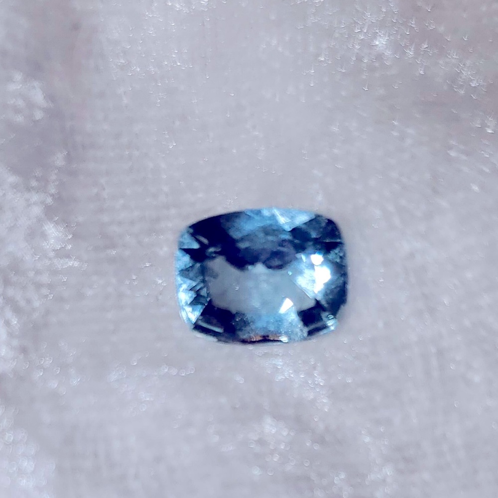 Aquamarine stone